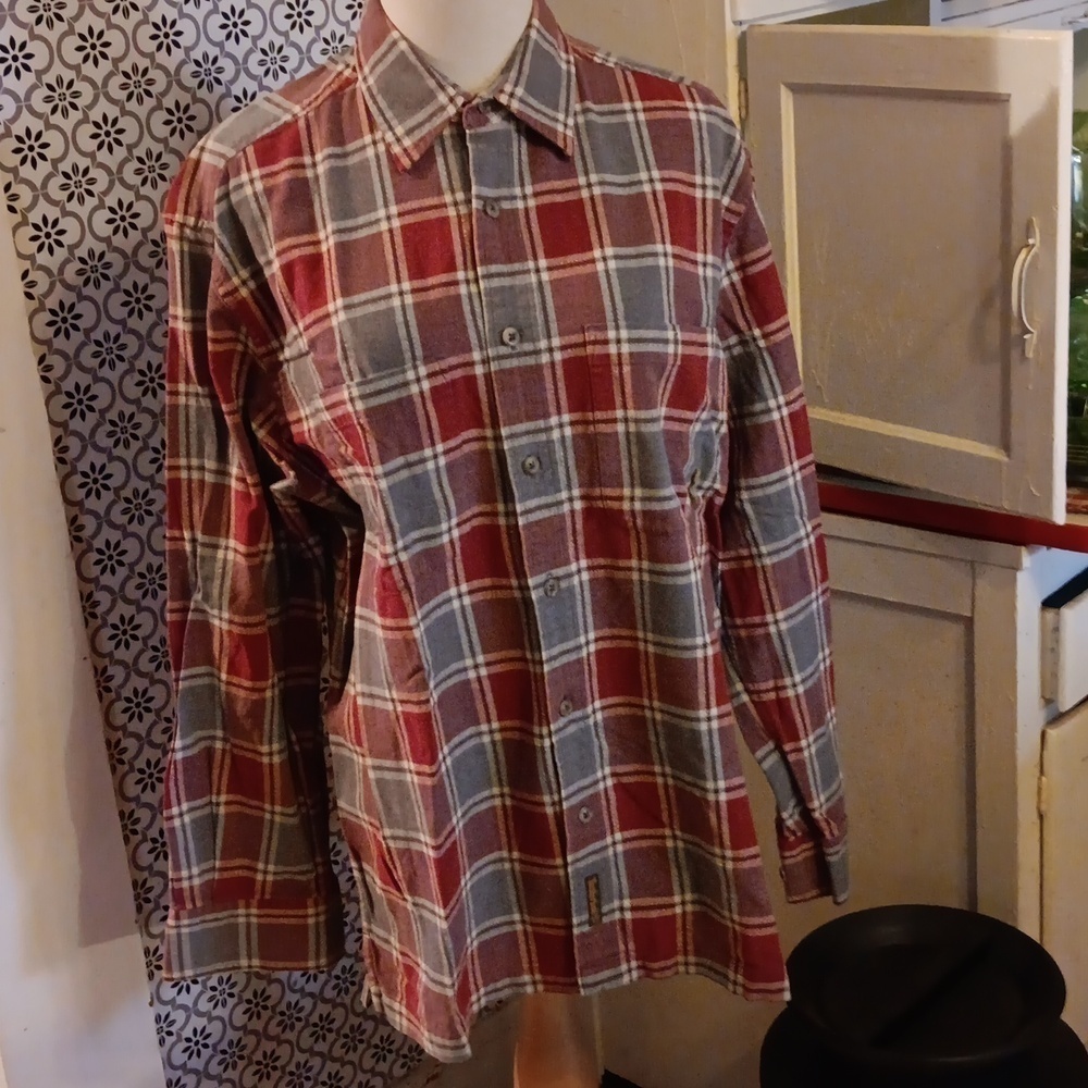 Timberland mens medium flannel shirt